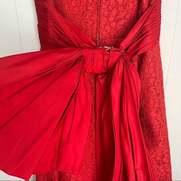 Vintage Red Lace Dress - Picture 10 of 13